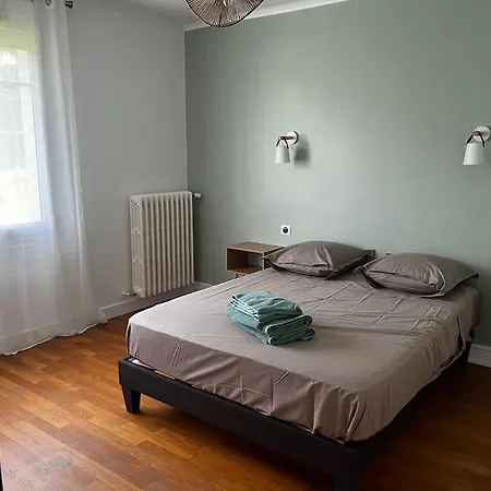 Maison 3 Chambres, 2 Sdb Avec Jardin Connerre *