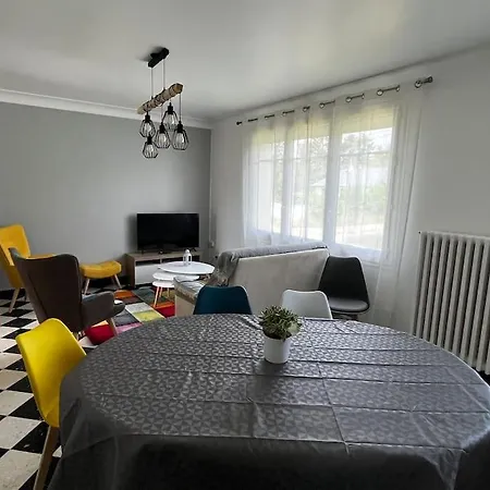 Maison 3 Chambres, 2 Sdb Avec Jardin Connerre *