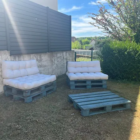 Maison 3 Chambres, 2 Sdb Avec Jardin Connerre Apartmán *